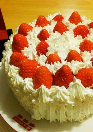 市販バームクーヘンで❤苺のショートケーキ-レシピのメイン写真