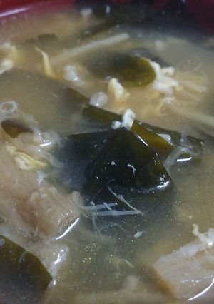 ワカメとエノキ玉子の味噌汁-レシピのメイン写真