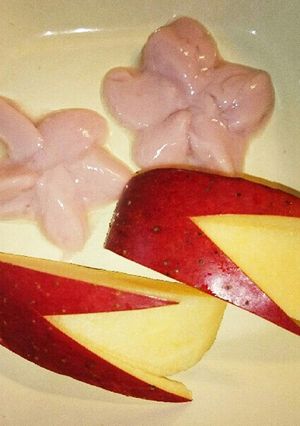 ヨーグルトアート☆さくらとうさぎ-レシピのメイン写真