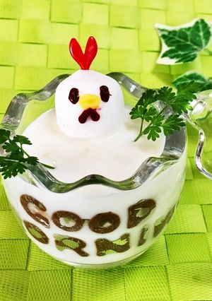 卵から鶏！？モーニングヨーグルトアート-レシピのメイン写真