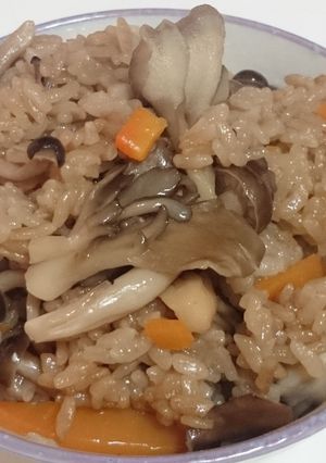 ヘルシー♥きのこたっぷり♥炊き込みご飯-レシピのメイン写真