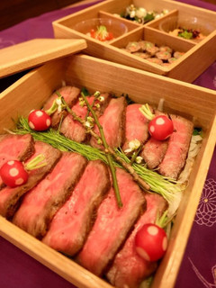 おもてなしに!昆布〆和風ローストビーフ-レシピのメイン写真