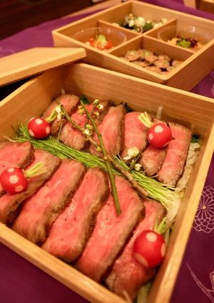 おもてなしに！昆布〆和風ローストビーフ-レシピのメイン写真