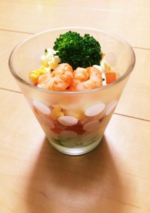 簡単すぎる！お祝いカップサラダ-レシピのメイン写真