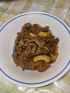 きのこと牛薄切り肉のバターしょうゆ炒め♪-レシピのメイン写真