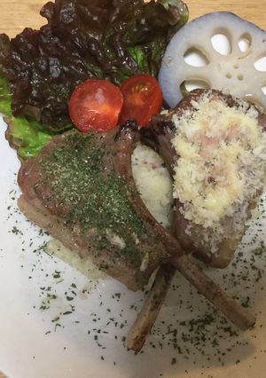 進撃の巨人 自由の翼 (骨付きラム)-レシピのメイン写真