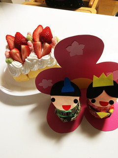簡単手作りひな祭りケーキ-レシピのメイン写真