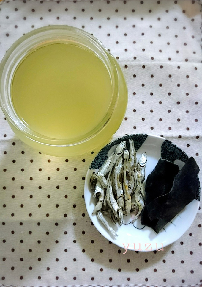 簡単！昆布と煮干しだし＊だし汁-レシピのメイン写真