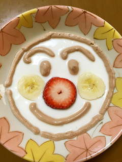 チョコ味のアンパンマン?ヨーグルト-レシピのメイン写真