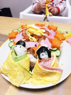ひな祭りケーキ寿司☆お内裏様とお雛様-レシピのメイン写真