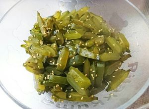 ごま油の風味が最高♪茎わかめの炒め煮-レシピのメイン写真