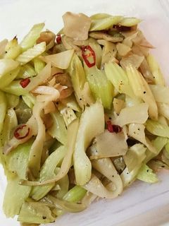 覚書用★セロリとザーサイ炒め-レシピのメイン写真