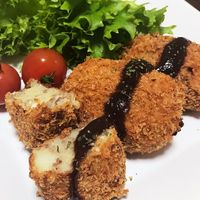 基本からアレンジまで！思わずつくりたくなる「手作りコロッケ