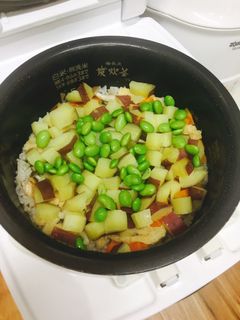 ホクホク簡単、さつまいもの炊き込みご飯★-レシピのメイン写真