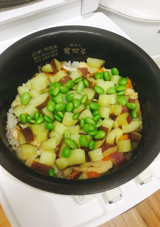 ホクホク簡単、さつまいもの炊き込みご飯★-レシピのメイン写真