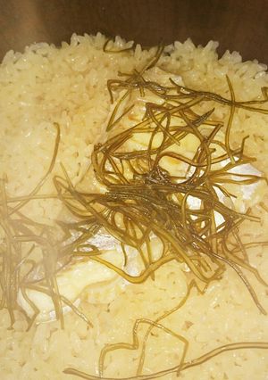 土鍋で絶品〜鯛の昆布締め飯(о´∀`о)-レシピのメイン写真
