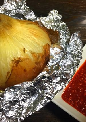 新玉ねぎの丸ごとホイル焼き 辛味噌ダレ-レシピのメイン写真