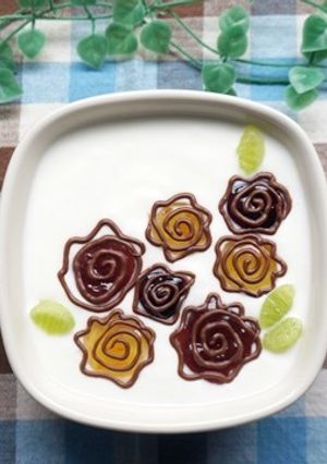 ヨーグルトアート☆カラフルおはな-レシピのメイン写真