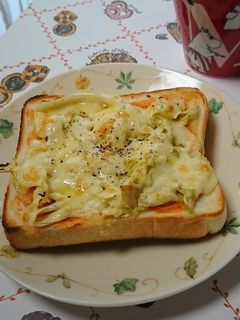 ☆乳酸キャベツ☆で栄養たっぷりトースト♪-レシピのメイン写真