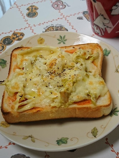 ☆乳酸キャベツ☆で栄養たっぷりトースト♪-レシピのメイン写真