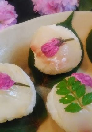 真鯛丸ごと！昆布締め、鯛飯、汁、鯛子煮付-レシピのメイン写真