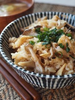 きのこたっぷり炊き込みごはん-レシピのメイン写真