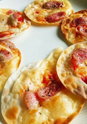 餃子の皮で作る簡単ピザ♡-レシピのメイン写真