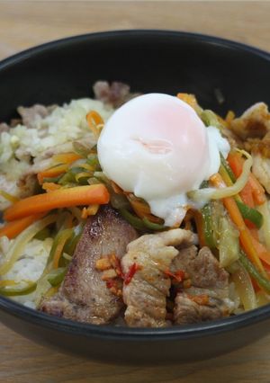 三種の大和ポークハルカス丼-レシピのメイン写真