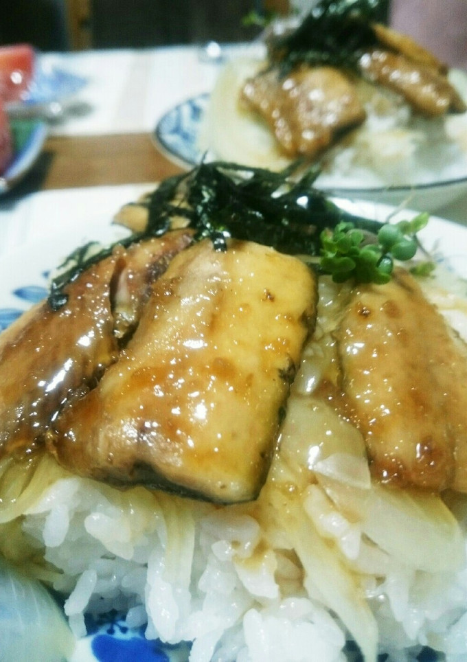 ごはんがすすむ さんまの蒲焼き丼-レシピのメイン写真