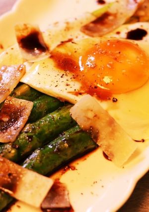 材料はアスパラと卵だけ！絶品グリル-レシピのメイン写真