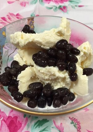 贅沢♪バニラアイスに甘納豆-レシピのメイン写真