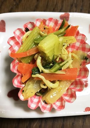 セロリと人参のチーズカレー炒め☆-レシピのメイン写真