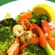 カラフル野菜のガリバタ醤油炒め*うま塩