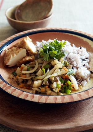 絹揚げと根菜の雑穀入りアジアンライス-レシピのメイン写真