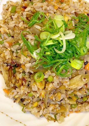 簡単な海老ごぼう炒飯-レシピのメイン写真