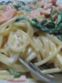 超手軽♪鮭とほうれん草のクリームパスタ-レシピのメイン写真