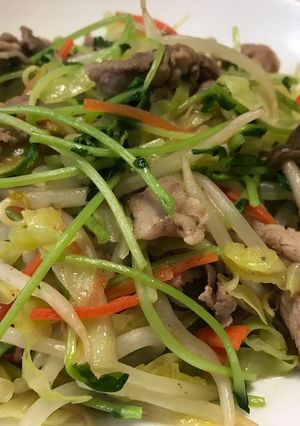 ★豚肉と豆苗の炒め物★-レシピのメイン写真