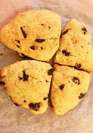 【簡単スイーツ】チョコチャンクスコーン♬-レシピのメイン写真
