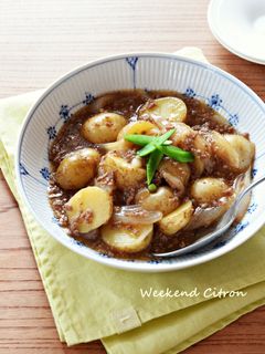 新じゃがいもと新玉ねぎのそぼろ煮-レシピのメイン写真