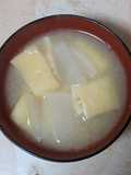 簡単★昼食!大根と油揚げのお味噌汁