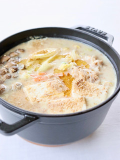美味しい豆乳で【ごま味噌豆乳鍋】-レシピのメイン写真