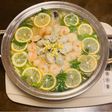 エビと牡蠣の塩麹レモン鍋!
