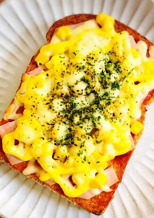 朝食ランチ♡ハム＆コーンピザトースト-レシピのメイン写真