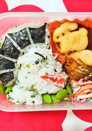 ディロフォサウルス(恐竜)キャラ弁-レシピのメイン写真