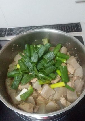 豚肉とこんにゃくの田舎風味噌煮込み-レシピのメイン写真