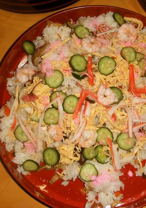 ちらし寿司!冷蔵庫にある物で豪華に美味に-レシピのメイン写真