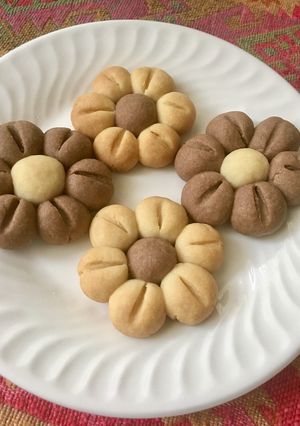 花の形のクッキー(簡単)☆トルコ-レシピのメイン写真
