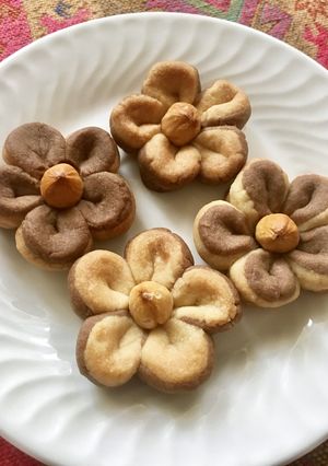 花の形のクッキー☆トルコ-レシピのメイン写真
