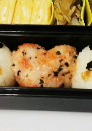 夫婦パンダちゃん☆簡単キャラ弁-レシピのメイン写真