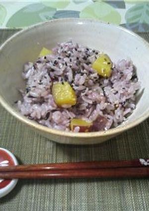 ひと手間でおいしく！黒米とさつまいもご飯-レシピのメイン写真